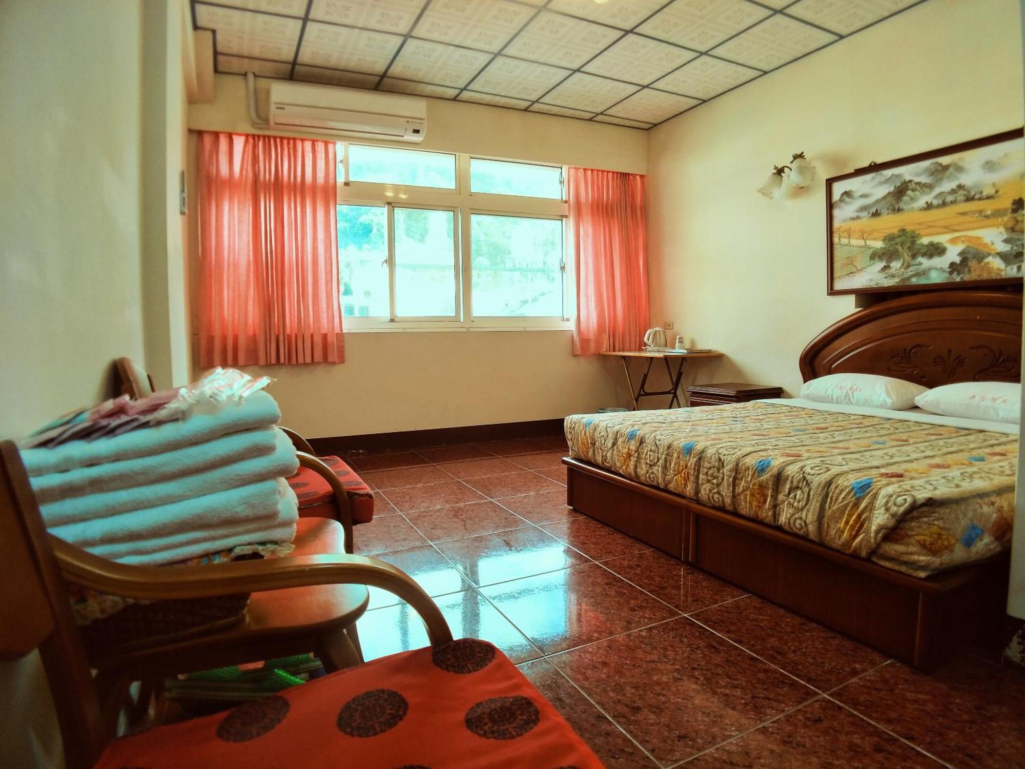 Sun Moon Lake Fisherman Homestay Yuchi Room photo